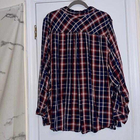 Torrid Size 6 Plaid Flannel Button Up Long Sleeve Shirt - Picture 6 of 8